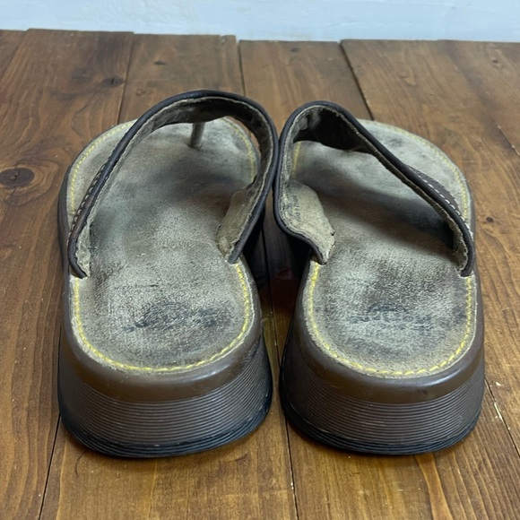 Dr Martens Mens brown leather thong sandals size 6 main image 8